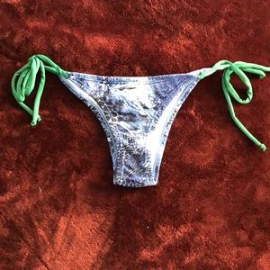 Nina Brasil bathingsuit bottoms
